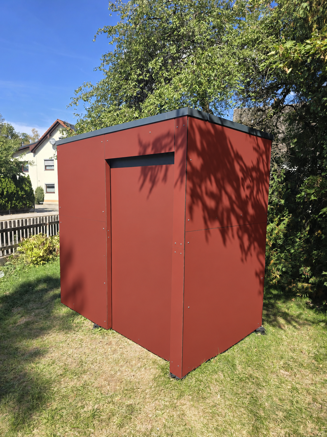 Garden Cube · East Red