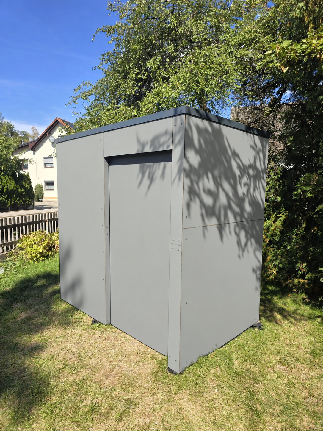 Garden Cube · Silver Grey